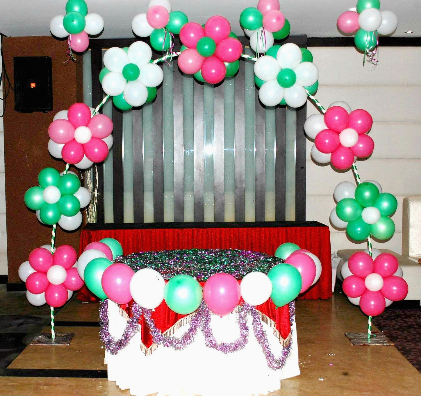 Balloon Decorators for Birthday Party 8 Latest and Trending Balloon Decorations for A Home