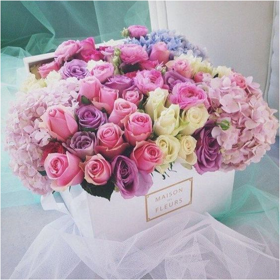 Birthday Flowers In A Box 07 Trend Fleurs En Boites A Chapeaux This is Glamorous