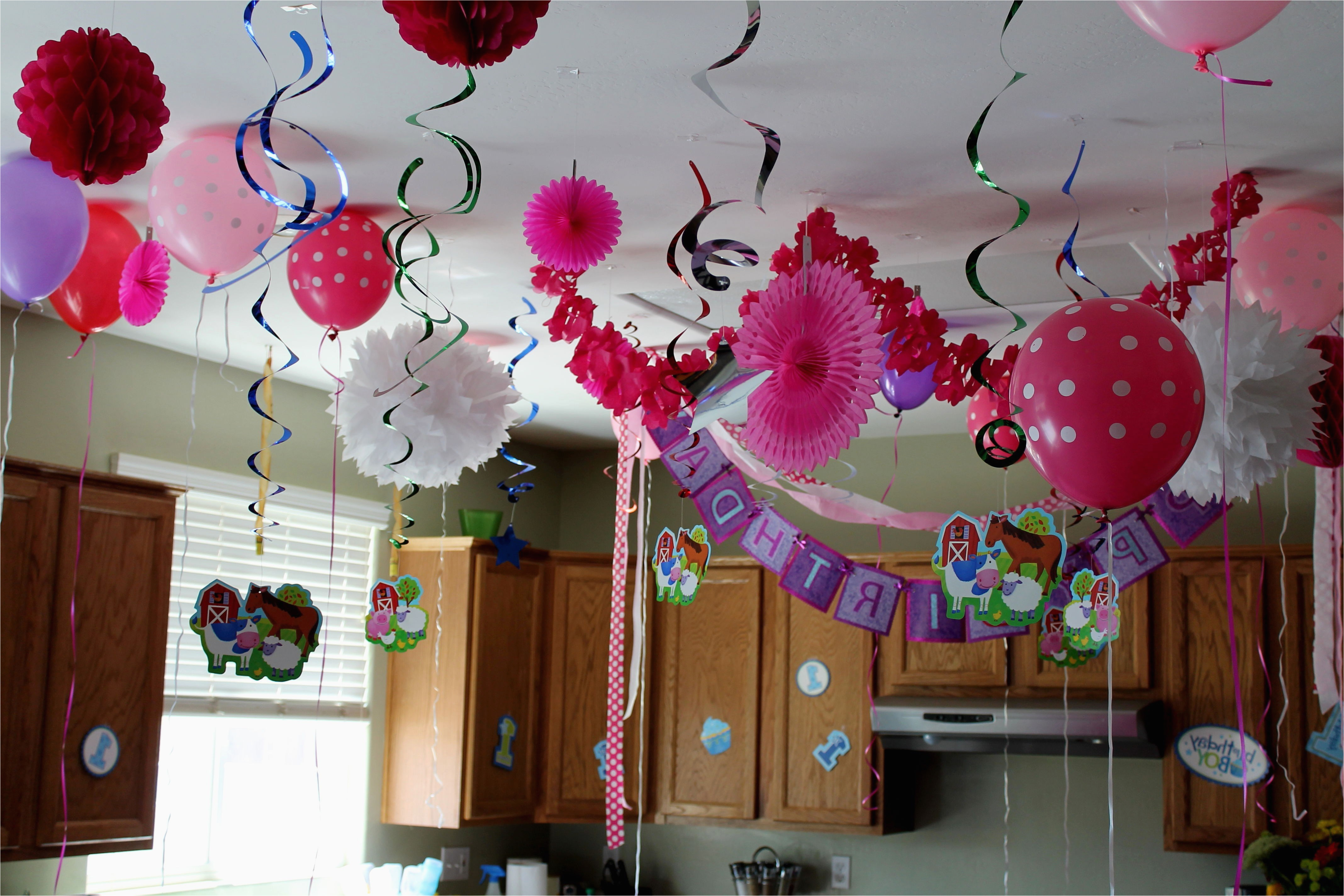 Decorating Ideas for Baby Girl Birthday Party Birthday Decoration Images for Baby Girl