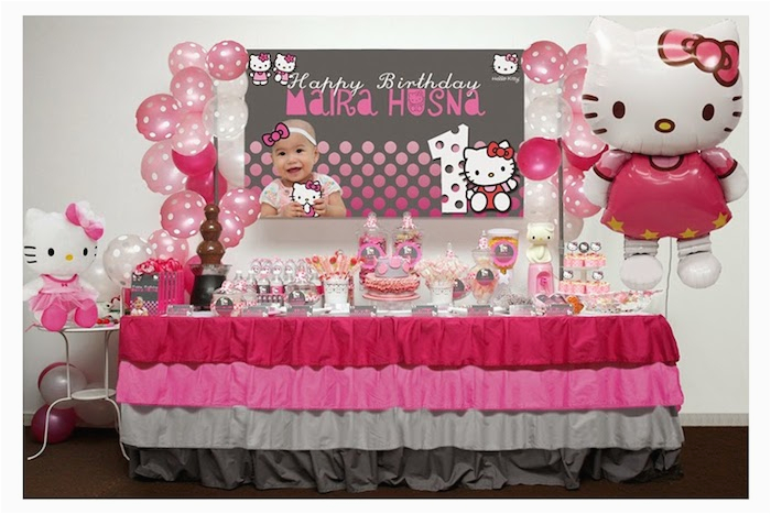 Hello Kitty Decoration Ideas Birthday Kara 39 S Party Ideas Pink and Grey Hello Kitty themed