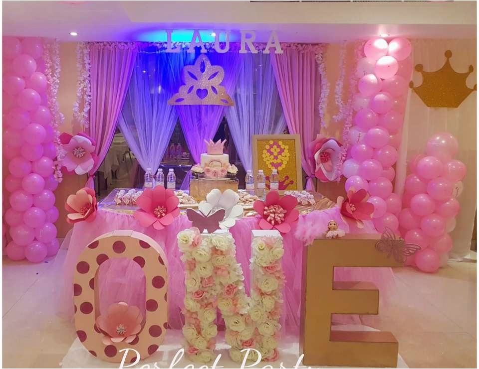 1st Birthday Girl Princess theme Princess Birthday Quot Princess theme 1st Birthday Party