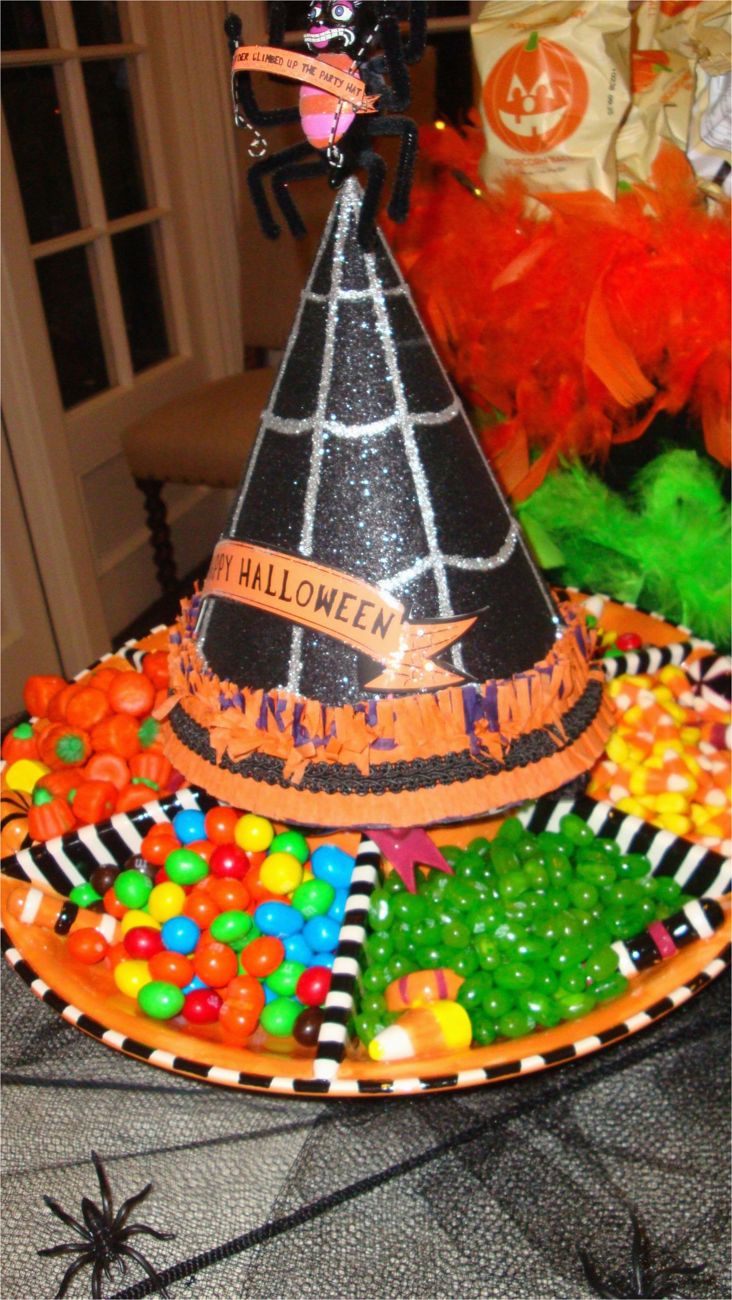 Halloween Birthday Ideas for Him Awesome Halloween Party Idea Pop A Witches Hat On Your