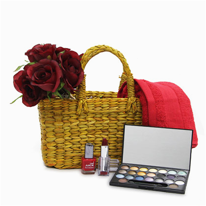 Unique Birthday Gift Ideas for Husband India 10 Exclusive Gifts to Make Your Wife Feel Special On Her