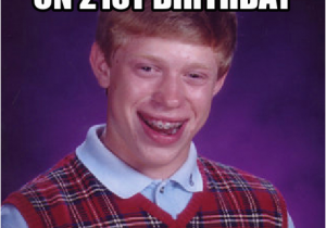 21 Birthday Memes Finally Goes to Bar On 21st Birthday