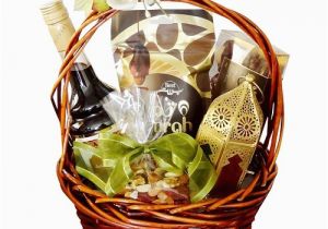 Birthday Ideas for Boyfriend In Dubai Sweet Dates Nuts Gift Basket Free Online Gift Delivery