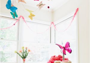 Butterfly themed Birthday Party Decorations butterfly Party Decorations Party Favors Ideas