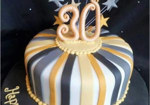 Cake Decorating Ideas for 30th Birthday 25 Best Ideas About 30th Birthday Cakes On Pinterest 30
