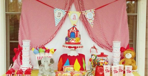 Circus Decorations for Birthday Party A Whimsical Circus First Birthday Party anders Ruff