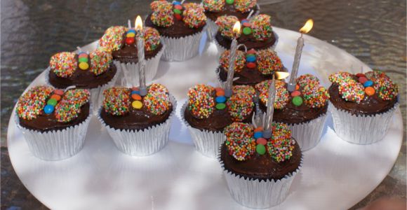 Cupcake Designs for Birthday Girl Birthday Party Cupcake Ideas Play and Go