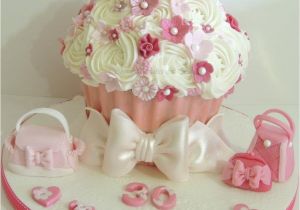 Cupcakes Design for Birthday Girl Handbag Giant Cupcake Cakecentral Com