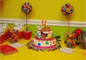 Daniel Tiger Birthday Decorations 17 Best Images About Daniel Tiger 39 S Neighborhood 4th