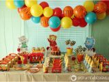 Daniel Tiger Birthday Decorations Daniel Tiger Party Treat O the Owl Rice Krispies Treats