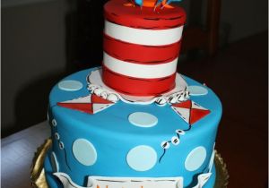 Dr Seuss Birthday Cake Decorations Best 20 Dr Seuss Cake Ideas On Pinterest Dr Seuss