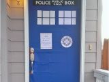 Dr who Birthday Decorations Throw A Doctor who Season Premiere Party Sustaining the