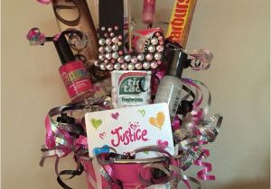 Gift for Girl On Her Birthday 101d617de5d9eff0629c7ef936cac40c Jpg 736 981 Party