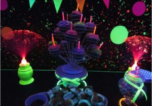 Glow In the Dark Birthday Party Decorations 15 Awesome Glow In the Dark Birthday Party Ideas