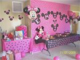How to Decorate for A Minnie Mouse Birthday Party Disney House Decorations Ideas Mickey Mouse Elegant