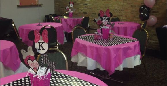 How to Decorate for A Minnie Mouse Birthday Party Minnie Mouse Centerpieces Ideas Best 25 Minnie Mouse