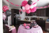 How to Decorate Minnie Mouse Birthday Party Minnie Mouse Decorations Minnie Mouse Party Pinterest