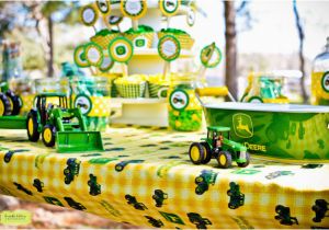 John Deere Birthday Decorations Kara 39 S Party Ideas John Deere Tractor Birthday Party