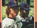 Mets Birthday Card 1975 topps Set Card 305 660 111 Wayne Garrett Mets