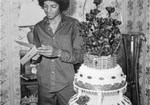 Michael Jackson Birthday Cards Michael Jackson Birthday Celebrated with Smooth Criminal