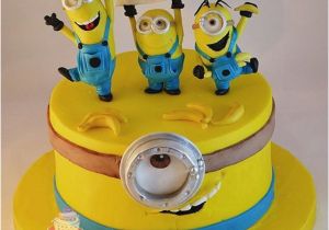 Minion Birthday Cake Decorations 17 Best Ideas About Minion Cakes On Pinterest Minion
