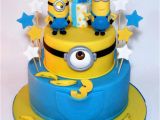 Minion Birthday Cake Decorations Best 25 Minions Birthday Cakes Ideas On Pinterest