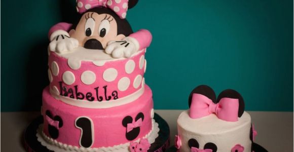 Minnie Mouse 1st Birthday Cake Decorations 1st Birthday Minnie Mouse Cake Cakecentral Com