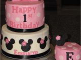 Minnie Mouse 1st Birthday Cake Decorations Minnie Mouse First Birthday Cake Cricut Cakecentral Com