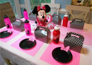 Minnie Mouse 2nd Birthday Decorations Adventures with toddlers and Preschoolers Minnie Mouse