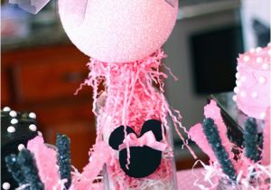 Minnie Mouse Birthday Party Decoration Ideas Minnie Mouse Party Decorations Party Favors Ideas