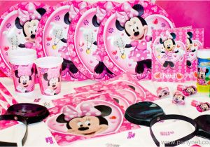 Minnie Mouse Birthday Party Decoration Ideas Minnie Mouse Party Supplies Party Favors Ideas