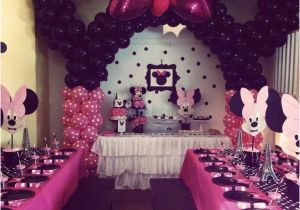 Minnie Mouse Decoration for Birthday Party 32 Sweet and Adorable Minnie Mouse Party Ideas Shelterness