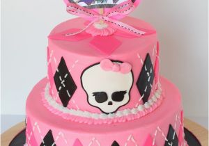 Monster High Birthday Cake Decorations 10 Cool Monster High Cakes Pretty My Party