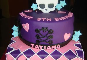 Monster High Birthday Cake Decorations 25 Monster High Cake Ideas and Designs Echomon