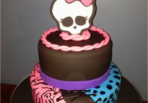 Monster High Birthday Cake Decorations Monster High Cake Cake Decorating Community Cakes We Bake