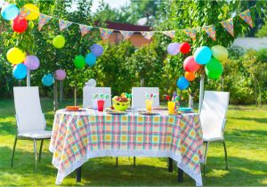 Outside Birthday Party Decorations How to Plan A Kids Birthday Party On A Budget 6 Ways to Save