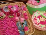 Party Ideas for 5 Year Old Birthday Girl Birthday Presents and Party Favors for A 4 Year Old Girl