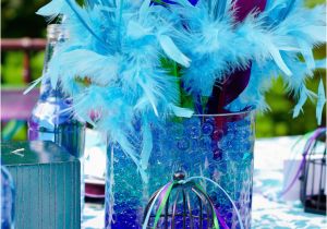 Peacock Birthday Decorations events that Sparkle Peacock Feather Tablescape