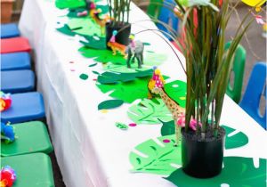 Safari themed Birthday Party Decorations Kara 39 S Party Ideas Tropical Rainforest Jungle Animal
