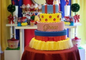 Snow White Birthday Party Decoration Ideas Kara 39 S Party Ideas Disney Princess Snow White Girl 4th