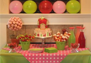 Strawberry Shortcake Birthday Party Decorations Patty Cakes Bakery Strawberry Shortcake Birthday Party