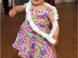 What to Get for A 1 Year Old Birthday Girl Photo Of A One Year Old Girl Dancing at A Birthday Party