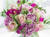 Winter Birthday Flowers Majestic Medley Flyingflowers Co Uk